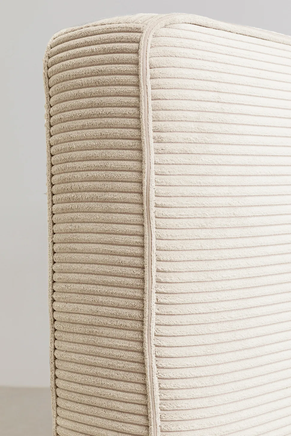 KARE Design Bed East Side Cord Creme 180x200cm Store