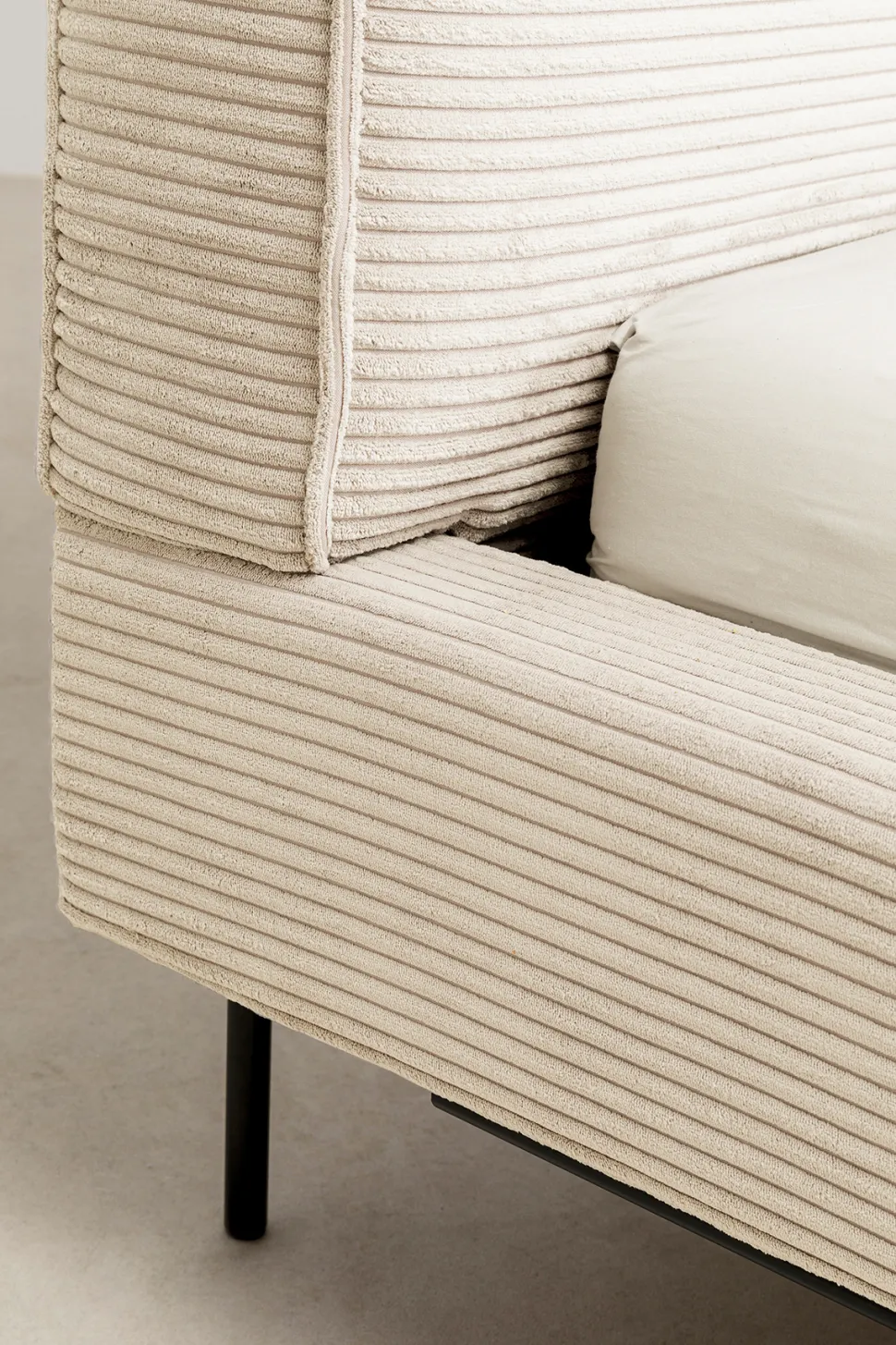KARE Design Bed East Side Cord Creme 160x200cm Online