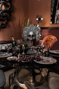 KARE Design Decofiguur King Skull Zwart Clearance