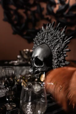 KARE Design Decofiguur King Skull Zwart Clearance
