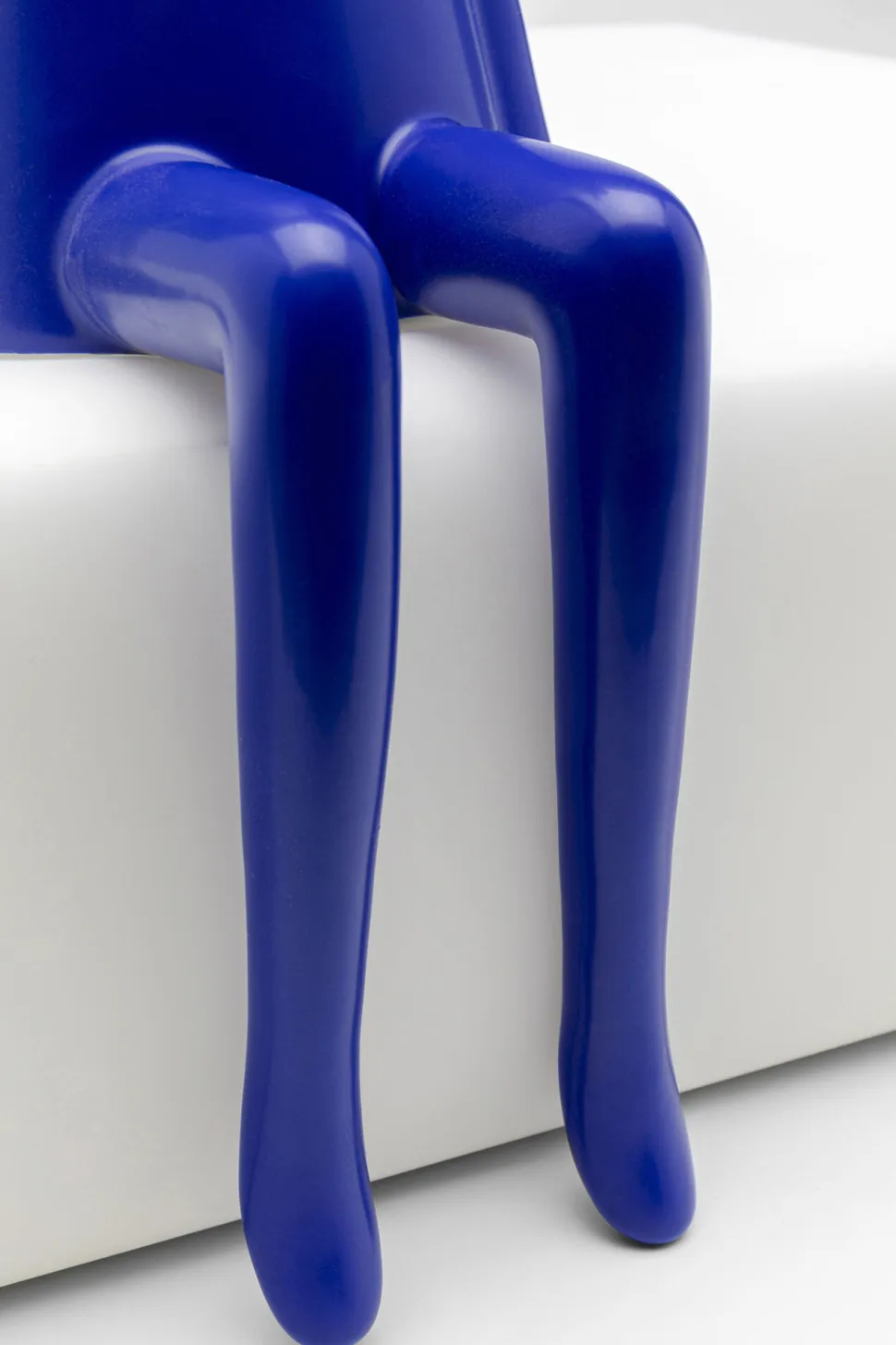 KARE Design Decofiguur Sitting Rabbit Blue 35cm Store