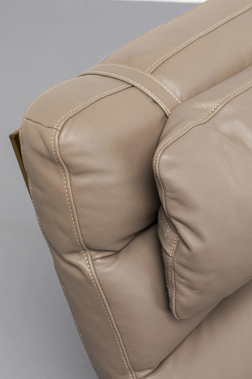 KARE Design Fauteuil + Hocker Novel Discount