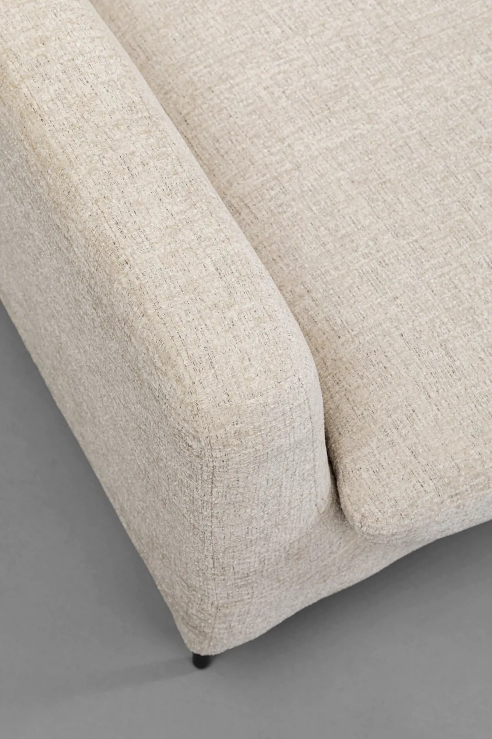 KARE Design Fauteuil + Hocker Quinn High Beige Hot